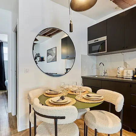 Duplex In The Center Of Appartement *